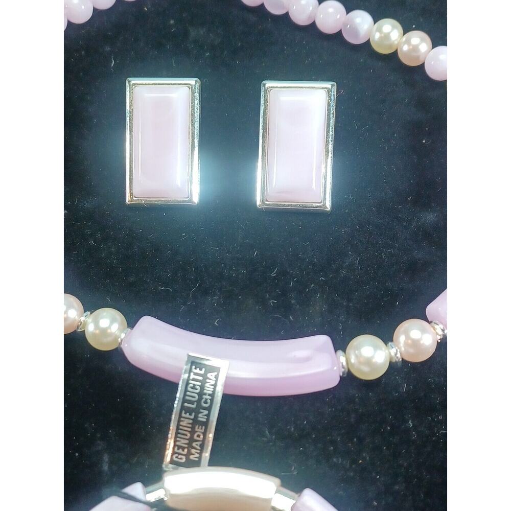 Vintage Genuine Lucite Pink White & Silver Toned Set Necklace,Bracelet & Earring - Picture 4 of 9
